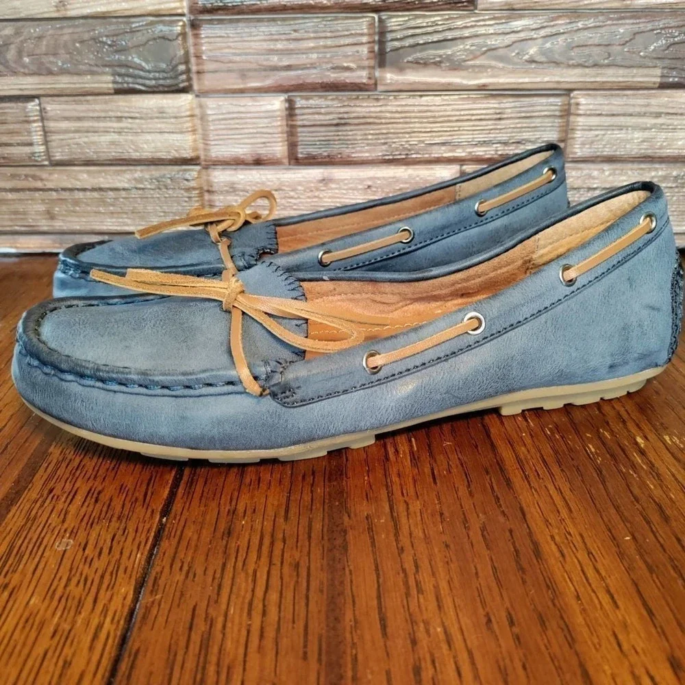 Bare Traps Woman's leather moccasin 7